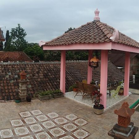 Jaswan Inn Borobudur Magelang Exterior foto